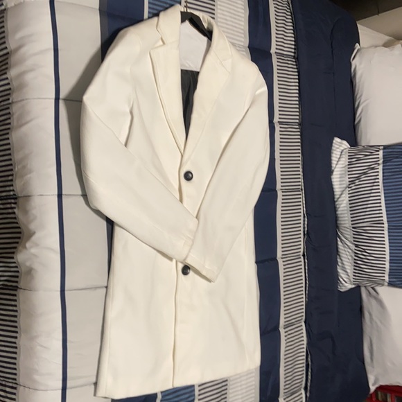 Men’s white coat - Picture 2 of 6